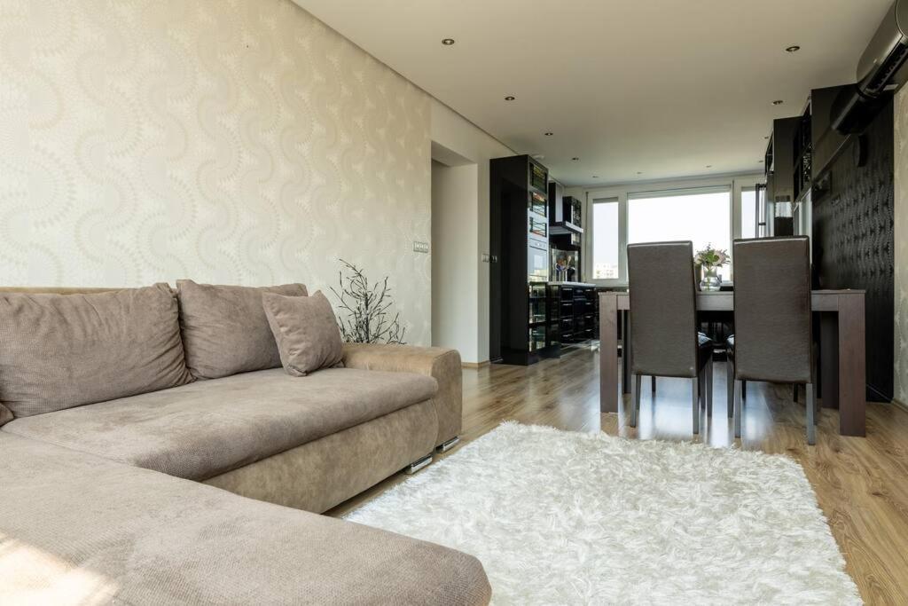 Martonfalvi Penthouse W Jacuzzi Дебрецен Екстер'єр фото