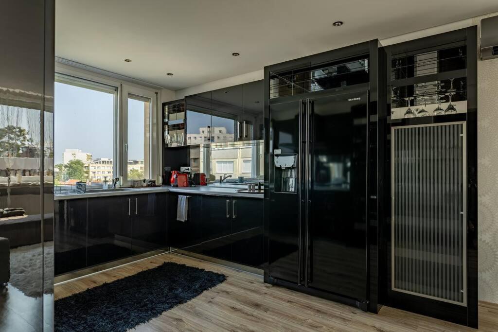 Martonfalvi Penthouse W Jacuzzi Дебрецен Екстер'єр фото